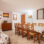 - Pool & Relax Appartement Follonica