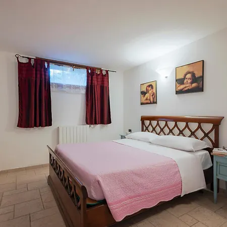 - Pool & Relax Апартаменты *