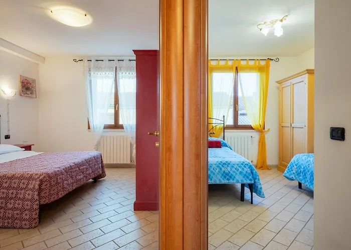 - Pool & Relax * Фоллоника