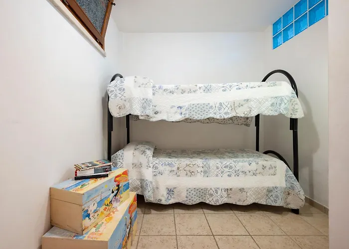 - Pool & Relax * Фоллоника